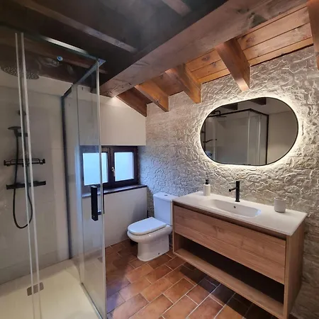 El Nido De La Ardilla, Con Jardin En Reformada En 2026 Ferienhaus Llanes