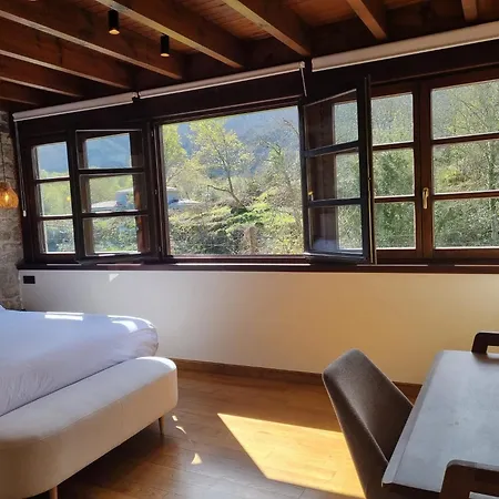 El Nido De La Ardilla, Con Jardin En Reformada En 2026 Feriehus Llanes